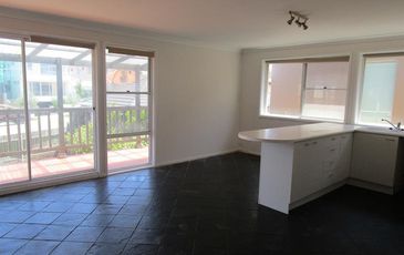 2 / 49 Torrington Rd, Maroubra