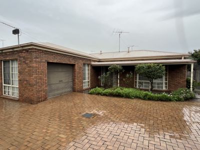 1 / 15 St Elmo Crescent, Highton