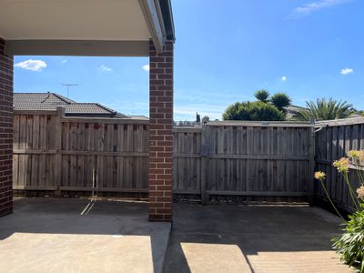 1 / 159 Botanica Springs Boulevard, Brookfield