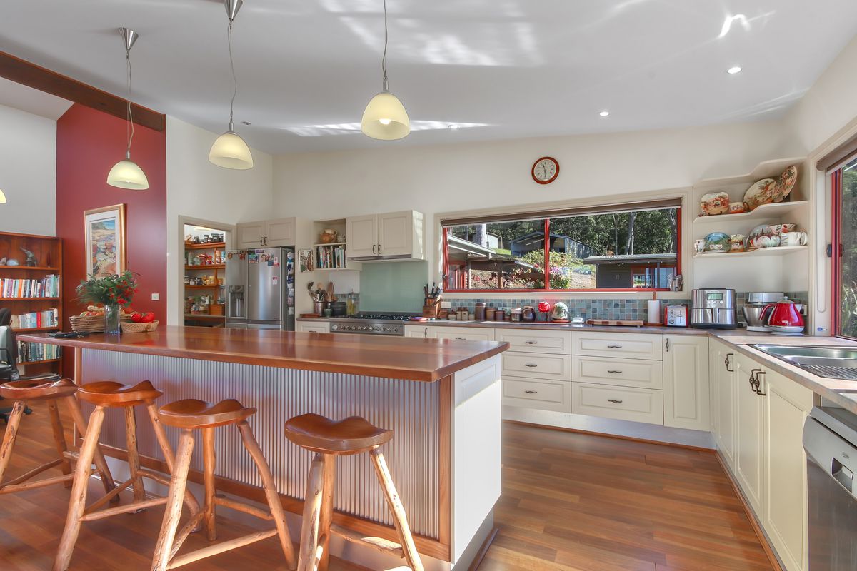 83 Rainforest Parkway, Narooma
