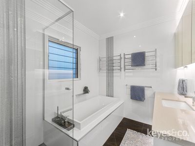 1 Escott Place, Annandale