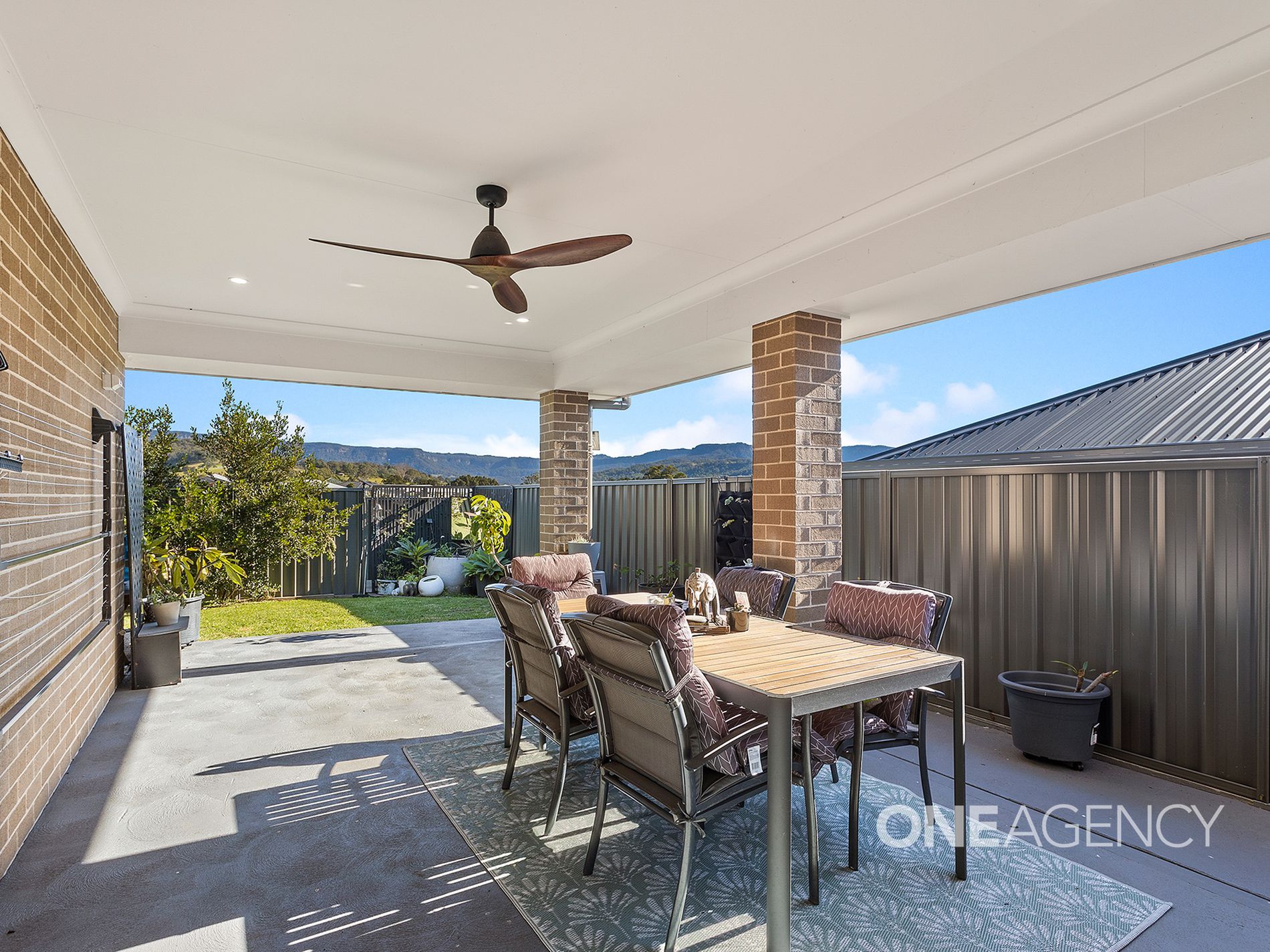 104 Broughton Avenue, Tullimbar