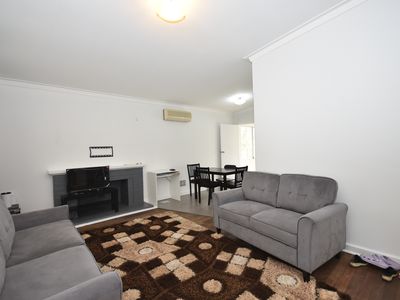 16 Banyard Avenue, Kelmscott