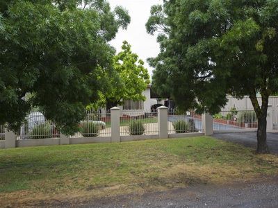 100 Farnsworth Street, Castlemaine