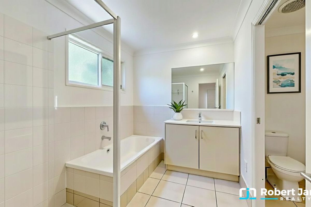 20 / 4 Riverstone Court, Tewantin