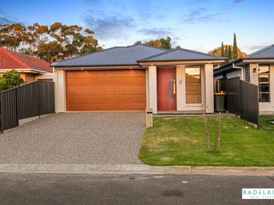 15a Lancaster Avenue, Valley View