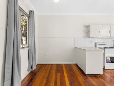 1 / 60 Hawken Drive, St Lucia