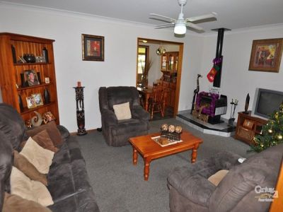 6 Springfield Way, Dubbo