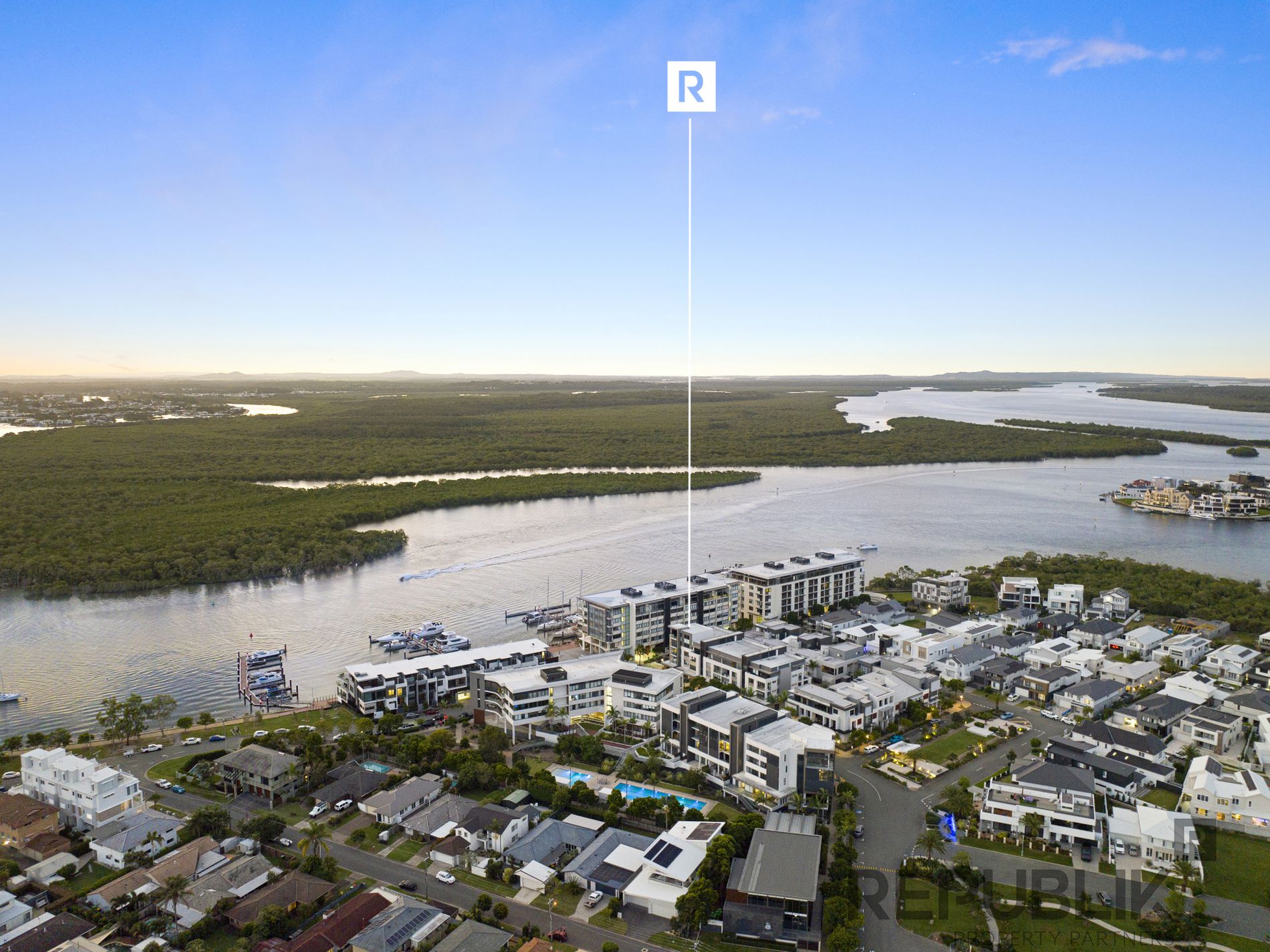4301 / 2 SUNSET AVENUE, Paradise Point