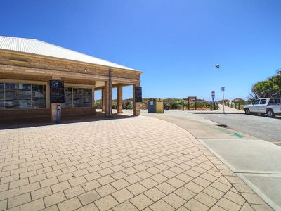 18 Liverpool Street , Shoalwater