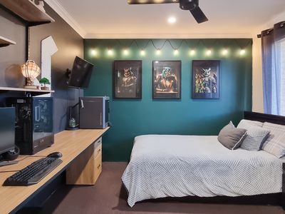 373 Millhouse Road, Aveley