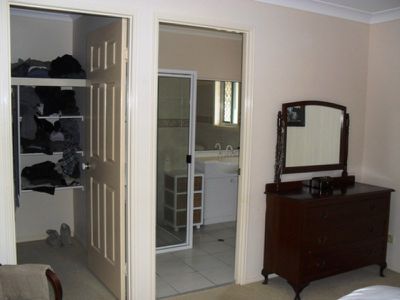 9 King Henry Court, Torquay