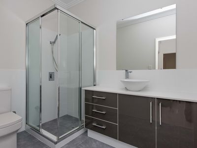 *33A Apara Way, Nollamara
