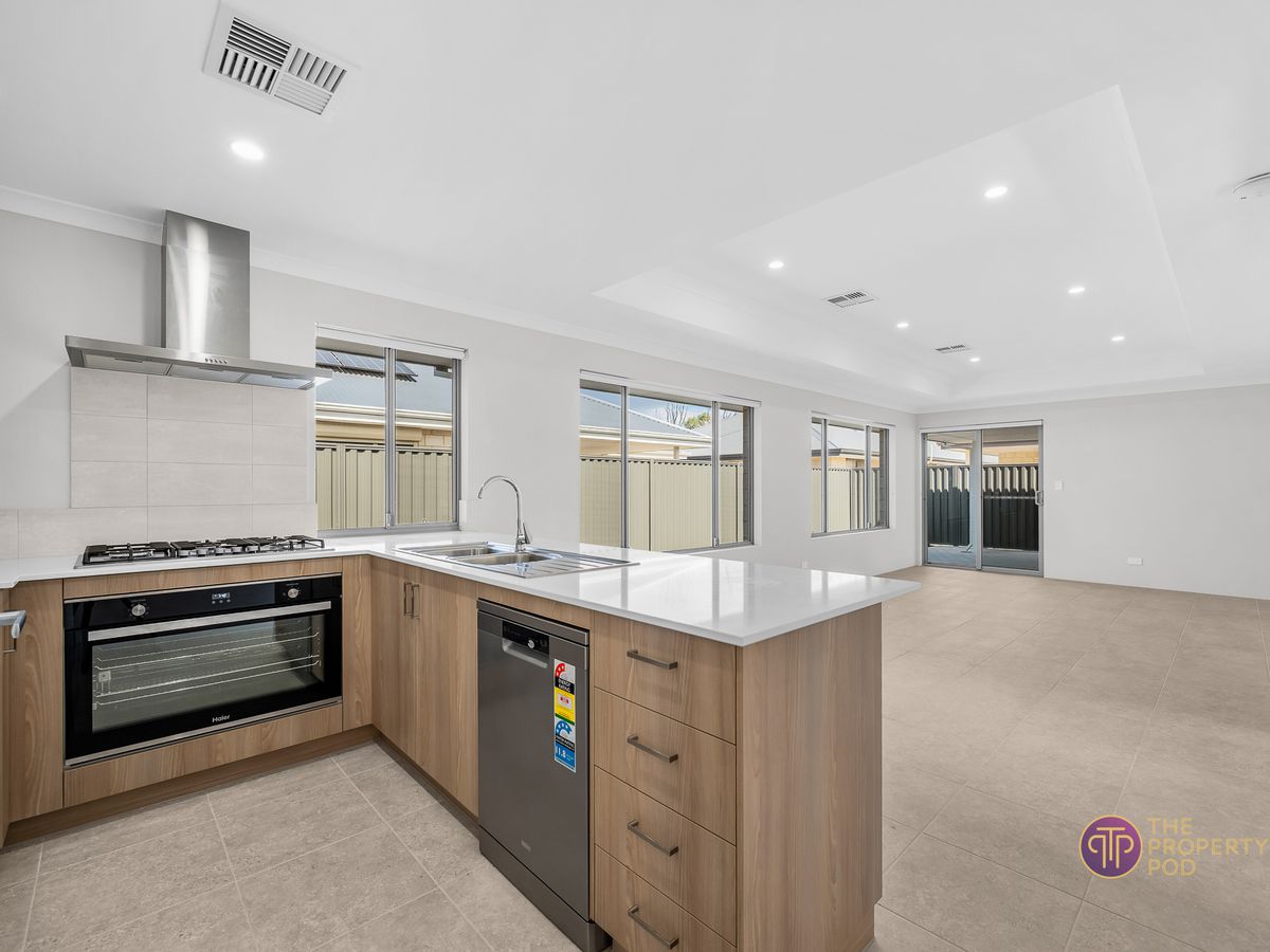 18 Softsun Way, Henley Brook