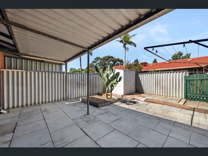 4 / 3 Netley Place, Armadale