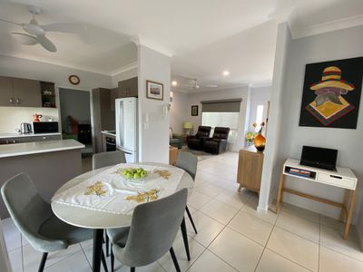 17 / 142-146 ELIZABETH STREET, Urangan