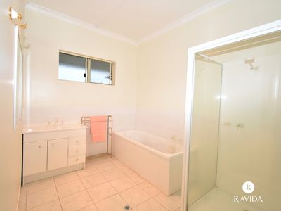 1194 Wangaratta-Eldorado Road, Londrigan