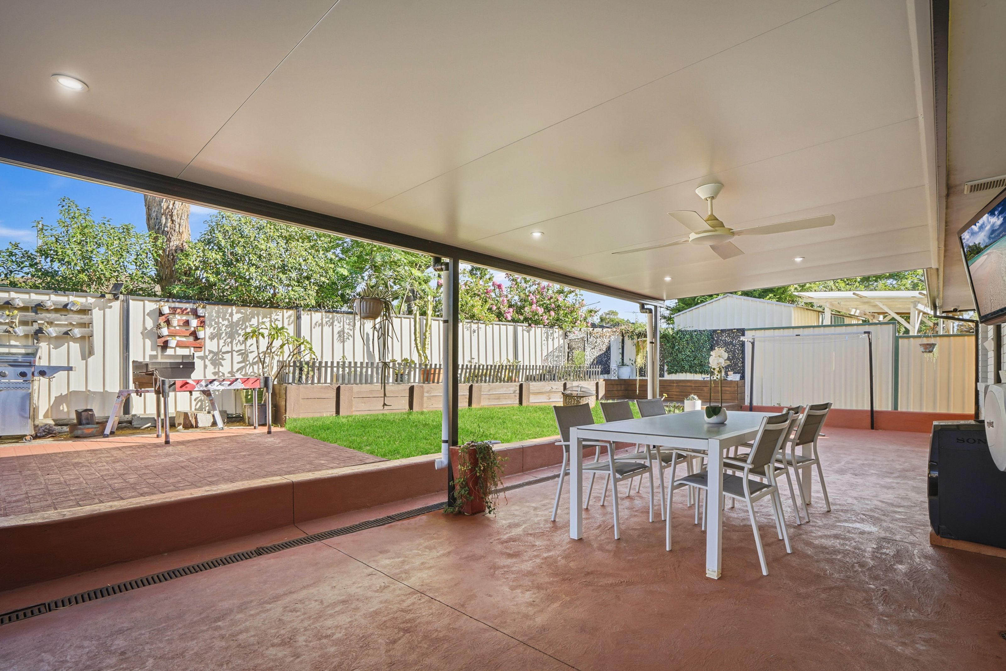 13 Piper Close, KINGSWOOD