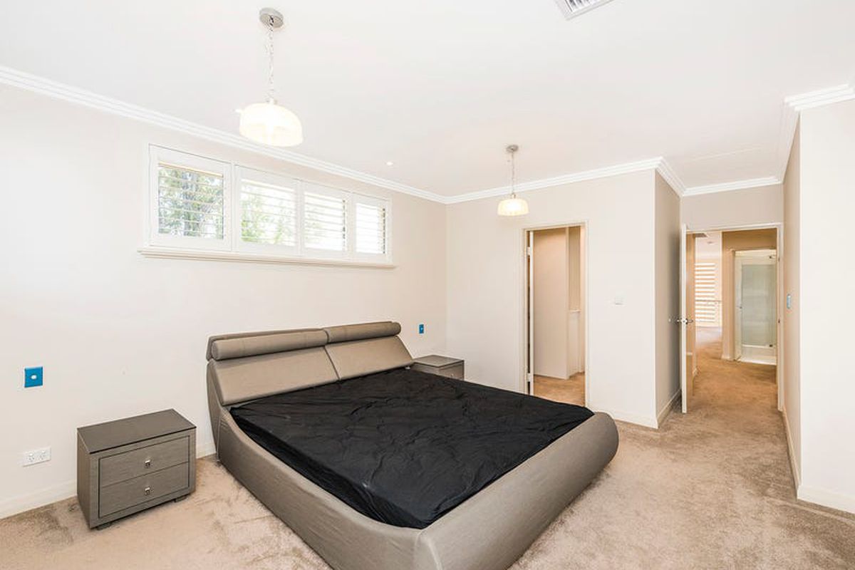 2A Genesta Crescent, Dalkeith