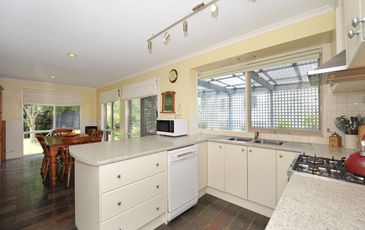 13 Amelia Close, Beaconsfield