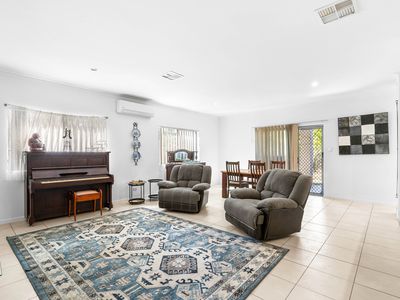 18 Vaucluse Crescent, East Mackay