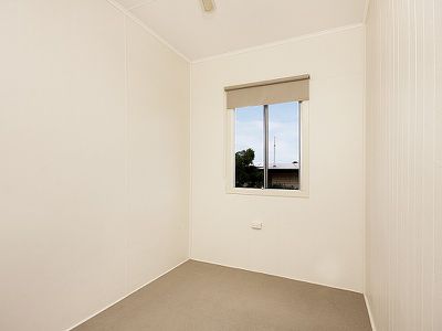 6 Rodney Street, Silkstone