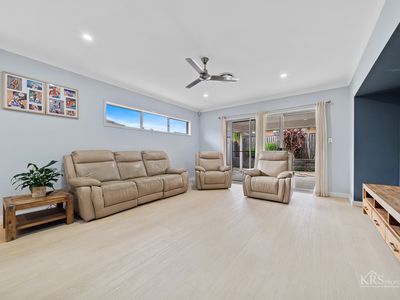 20 Adelaide Crescent, Ormeau Hills