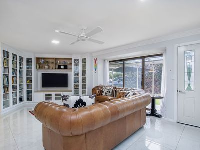 30 Sundown Drive, Paradise Point