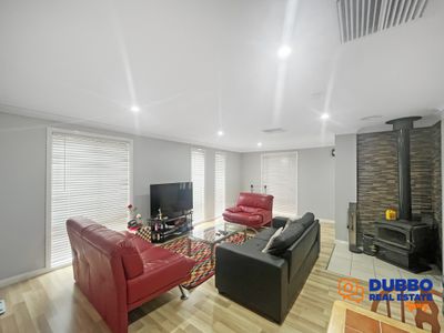 4 Villiers Avenue, Dubbo