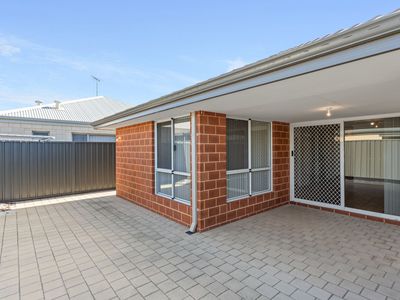 29 Donatti Retreat, Caversham