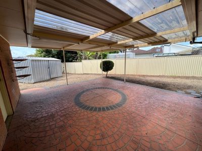 5 Menzies Place, Edensor Park