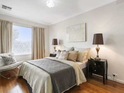 21 Washington Drive, Oakleigh South