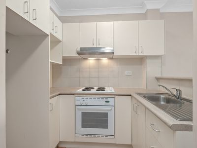 3 / 1 Sheehan Street, Milton