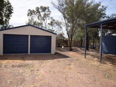 16 Teal Street, Longreach