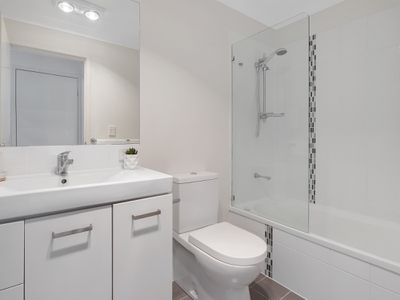 2 / 22 Cola Crescent, Wynnum West