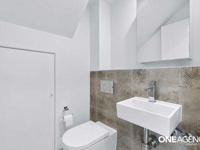 2 / 104 Torquay Road, Scarness