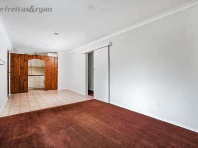 4 / 8 Arnott Court, Kelmscott