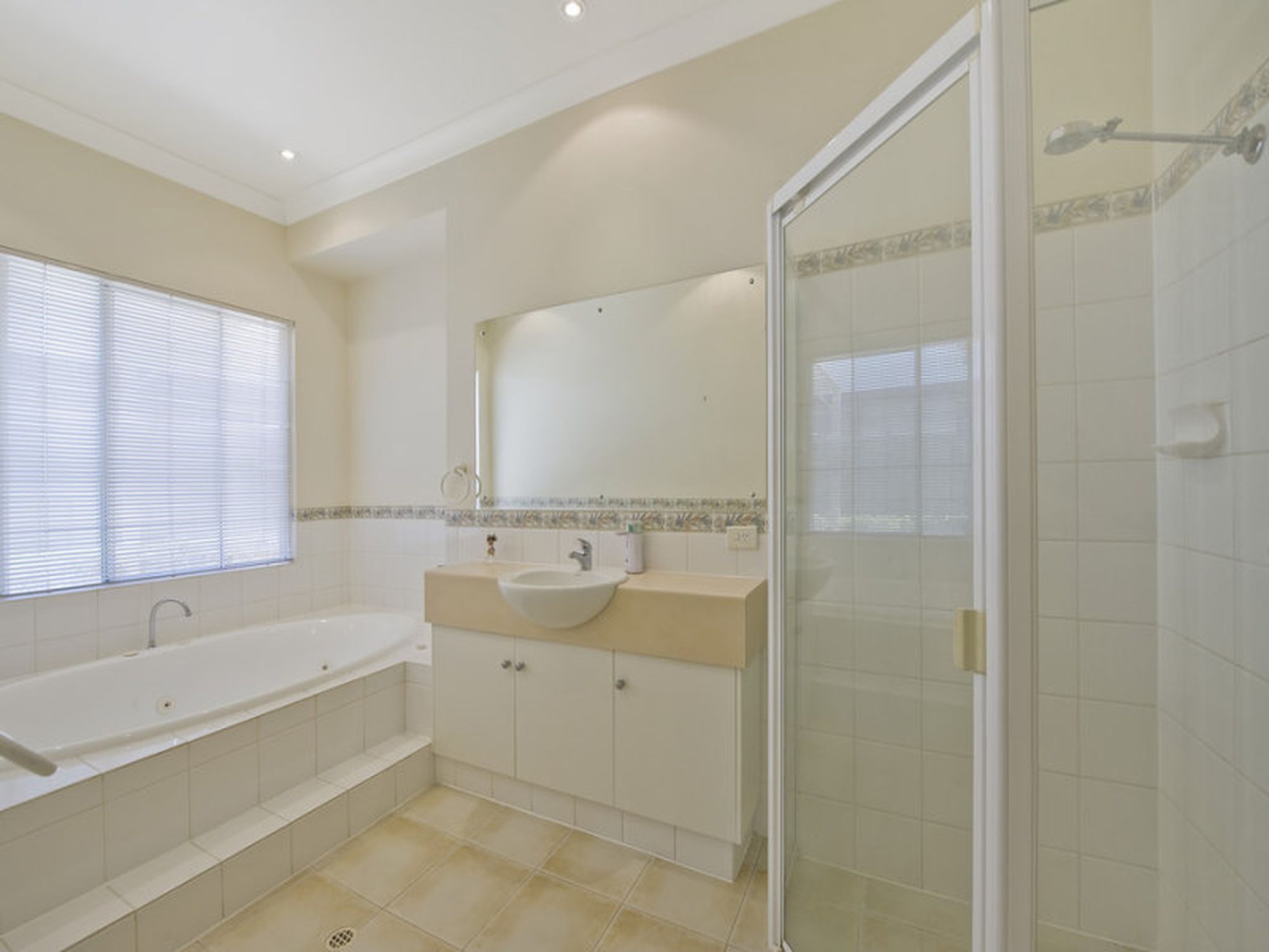12 Northgate Parade, Northgate