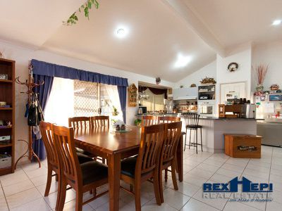 18 Gull Way, Narre Warren South