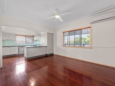 10 Adams Street, Deagon