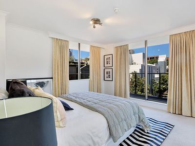 403 / 2 Springfield Avenue, Potts Point