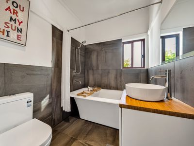 2 Simmonds Street, Mount Beauty