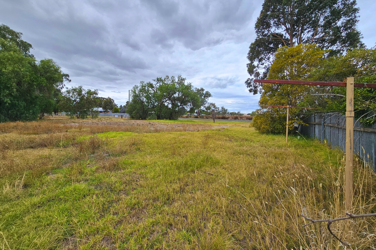 1 Tennis Court Road, Corop