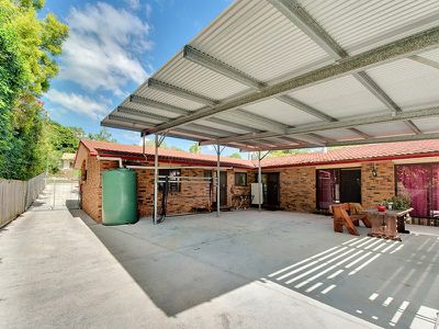 42 Katandra Crs, Bellbird Park