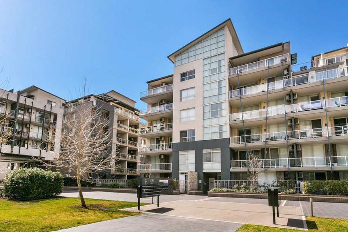 D201 / 81 Courallie Avenue, Homebush West