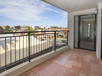 4 / 18 Hercules Street, Wollongong