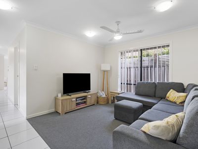 8 Undarra Street, Pimpama