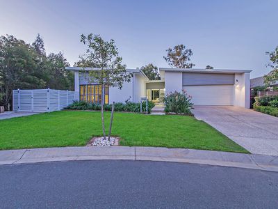 42 Margaret Crescent, Wakerley