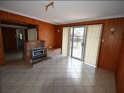 1 / 93 The Boulevarde, Oak Flats