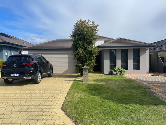 5 Sawtooth Bend, Banksia Grove